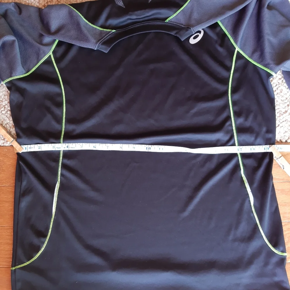 Mens Asics Compression Shirt size Medium